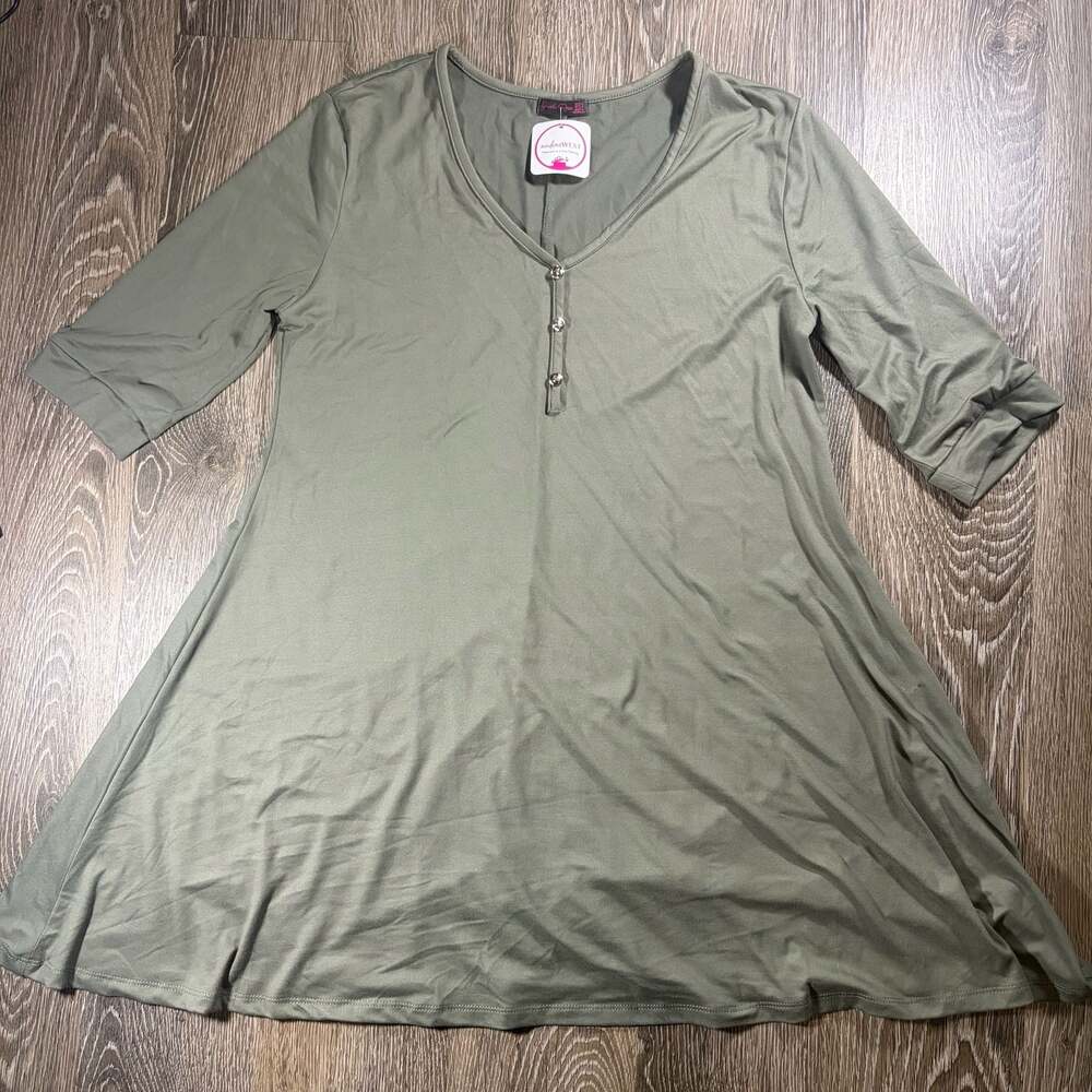 Shiela Rose Olive Green 3/4 Sleeve V-Neck Button Size XL
